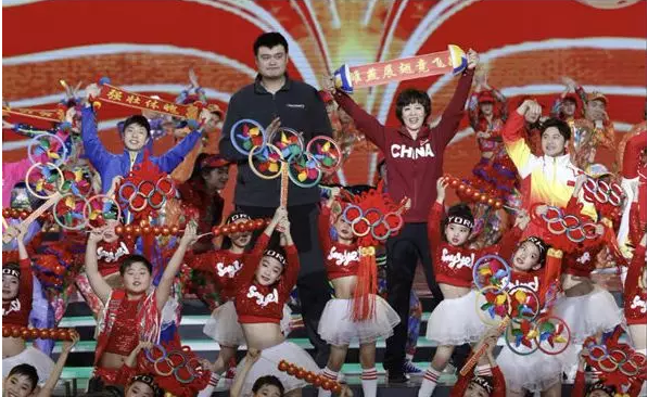 体育春晚《奔跑吧，新时代——2018体育嘉年华》大年初二亮相